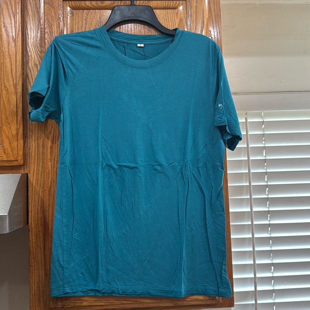 MEN’s Flexliving bamboo tee in size XS (36-38)